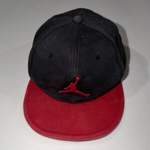 Nike Air Jordan Vintage Fitted Hat 7 3/8 Black Red Metal Jumpman Cap Bred Retro